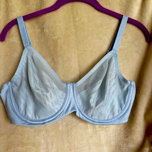 Wacoal light blue lightweight underwire bra 36D